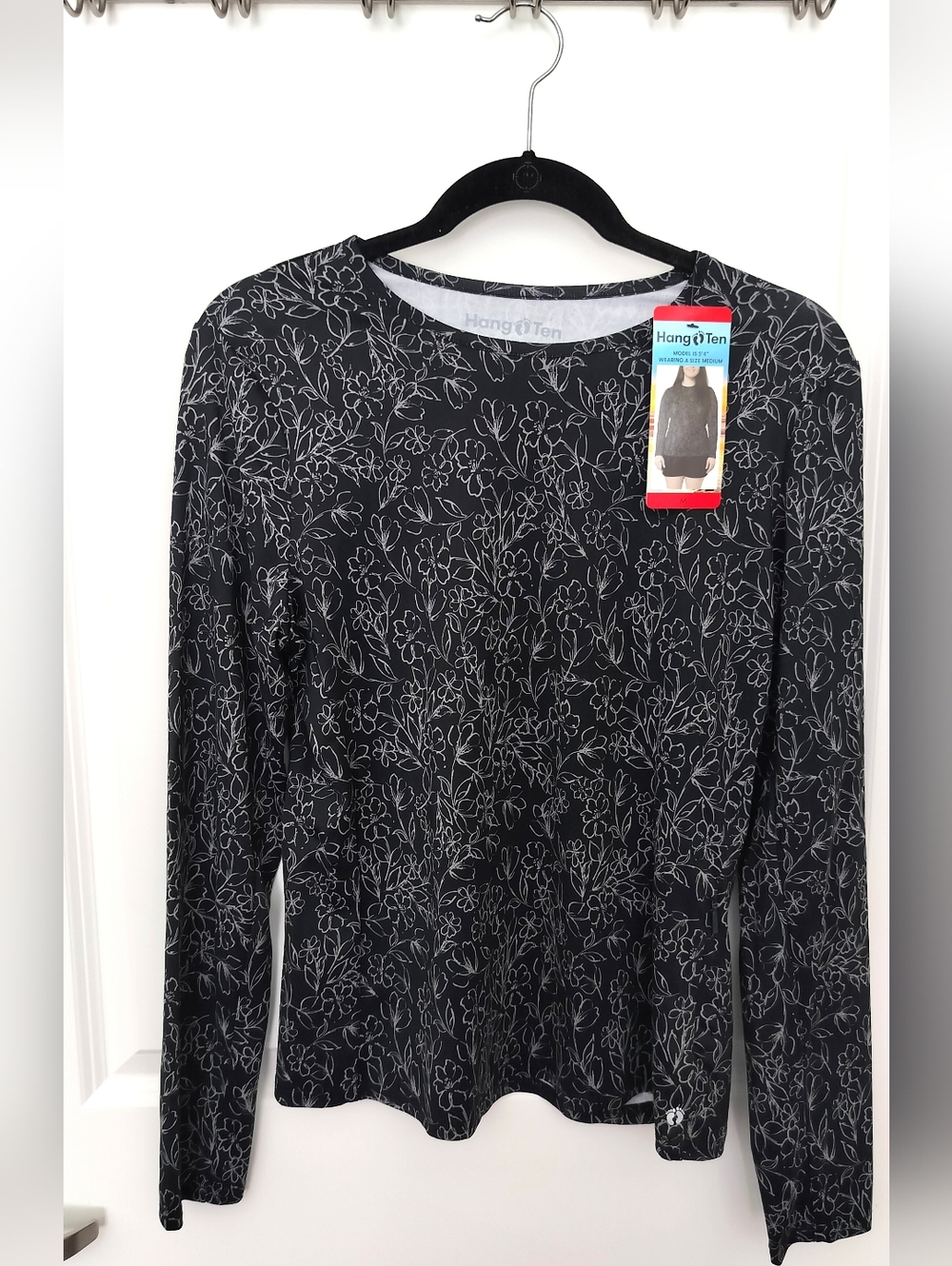 Hang Ten NWT Women's M UV 50 Sun Protection Black Top with Gray Floral Print